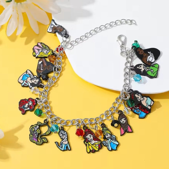Disney Legends Multi-Charm Bracelet Classic Character Edition - Picture 7 of 9